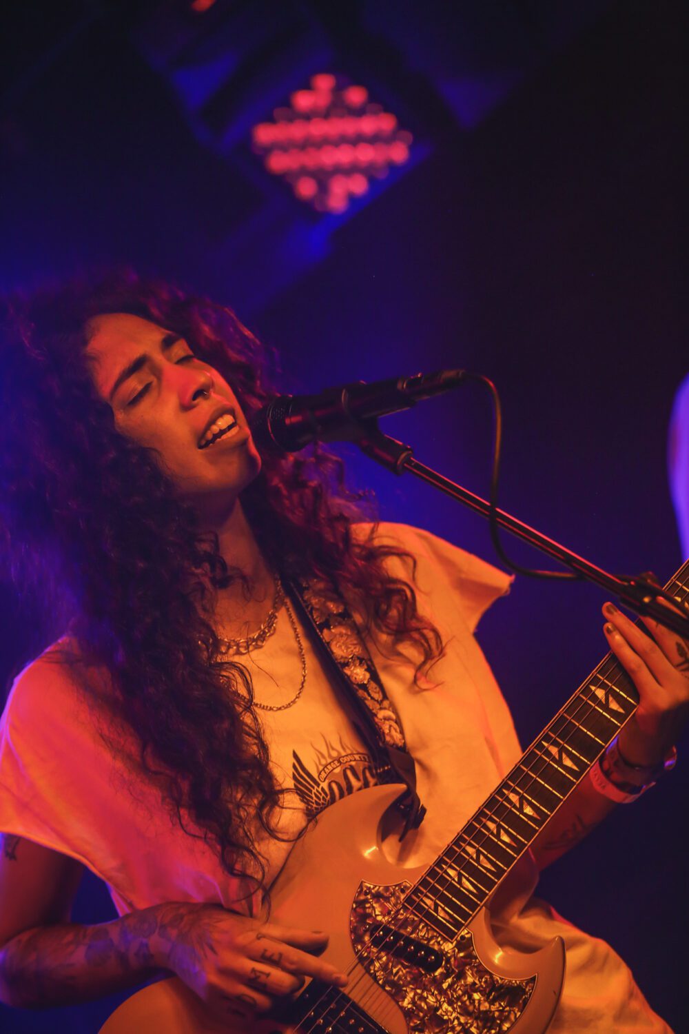 Indigo De Souza Shreds Through ‘Hold U’ and More at Toronto's Velvet ...